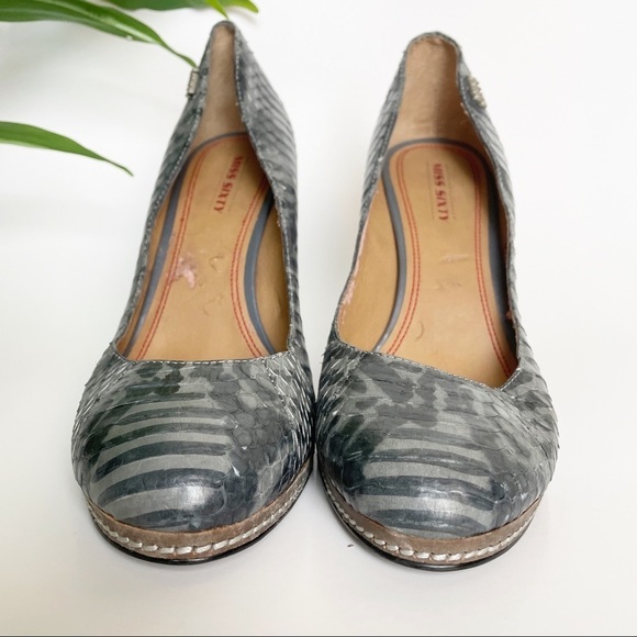 Miss Sixty Pumps Gray Leather Alligator print pumps 38.5/8 - Picture 6 of 11